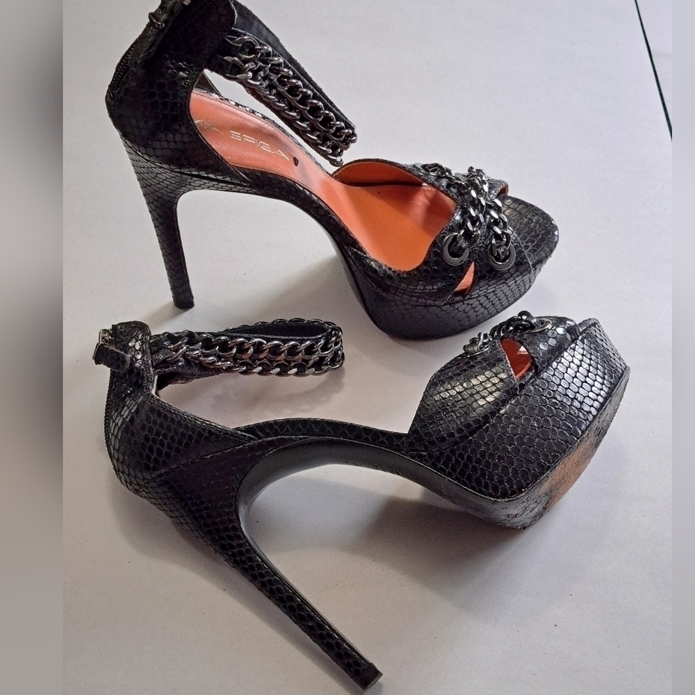 Via Spiga Black Leather Open Toe Stiletto Heels Size 6 M